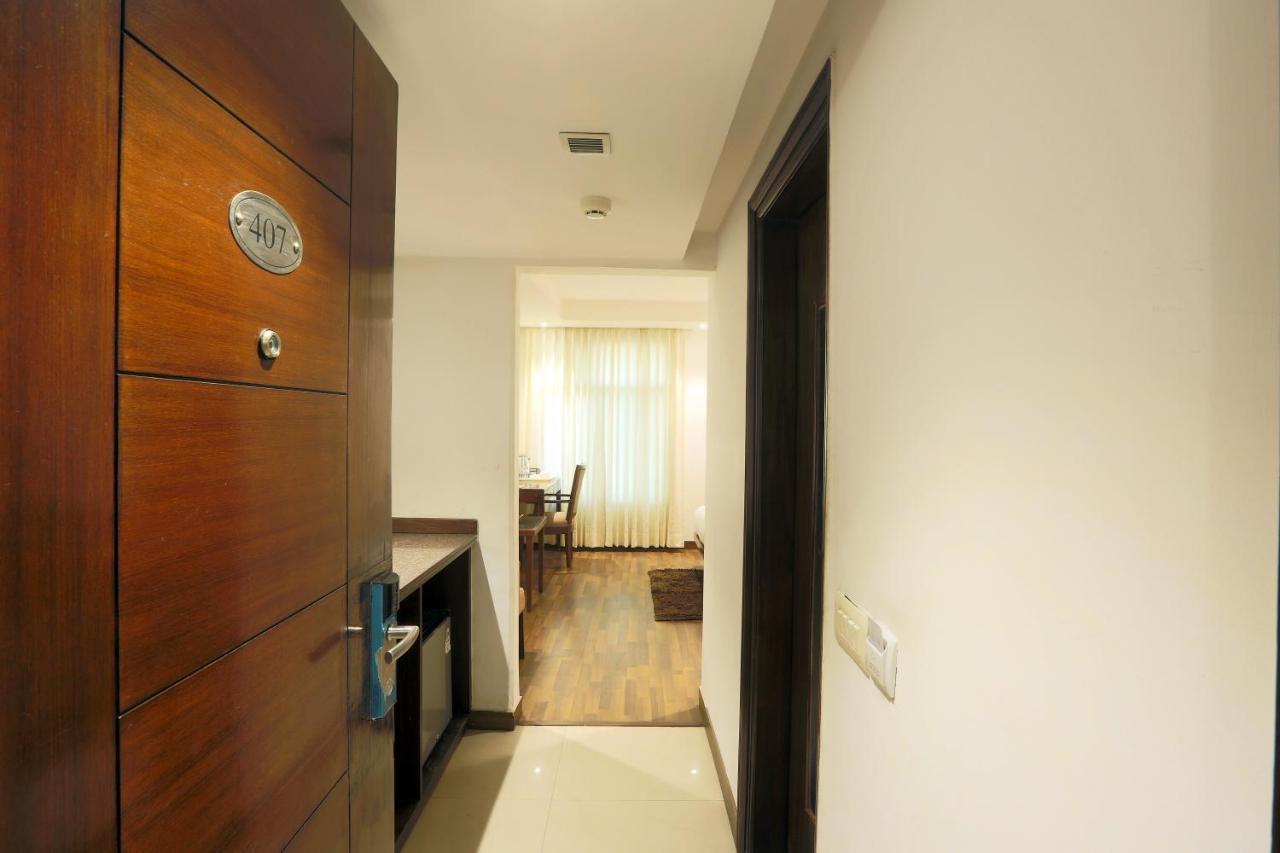 Hotel Arch International New Delhi Exteriör bild